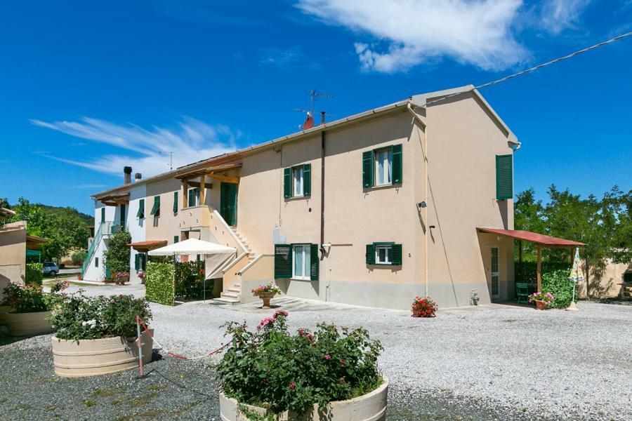 Agriturismo Case Nuove Castellina Marittima Eksteriør billede