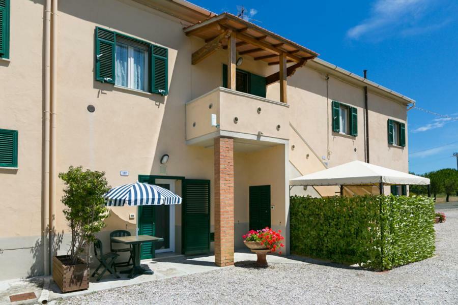 Agriturismo Case Nuove Castellina Marittima Eksteriør billede