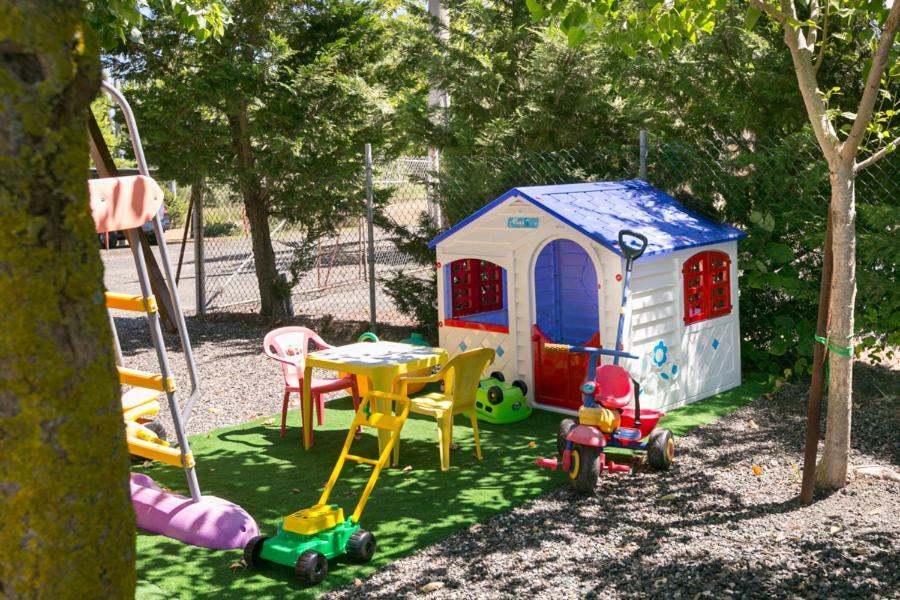Agriturismo Case Nuove Castellina Marittima Eksteriør billede