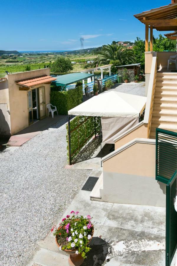 Agriturismo Case Nuove Castellina Marittima Eksteriør billede