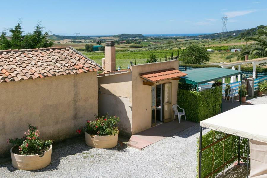 Agriturismo Case Nuove Castellina Marittima Eksteriør billede